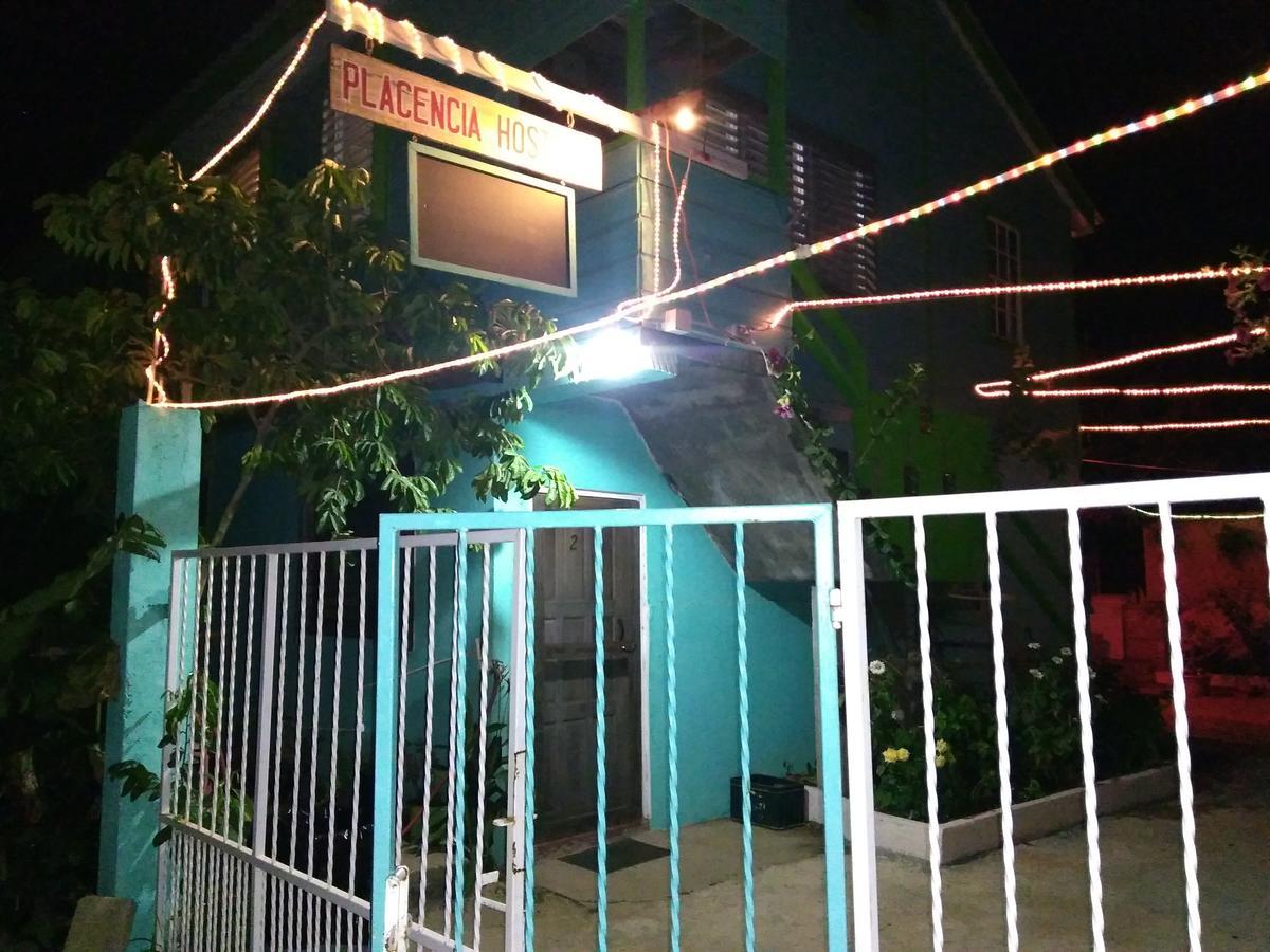 Placencia Hostel Exterior photo